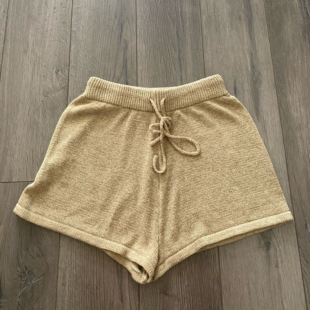 Stretchy shorts